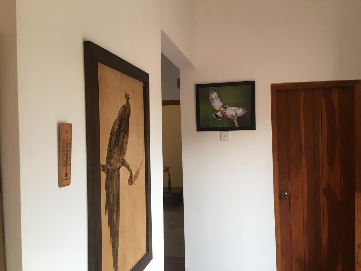 Captain'S Bird Safari Lodge 푸탈람 외부 사진